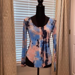 tie dye long sleeve bodysuit